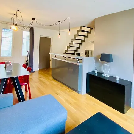 La Cour Des Sens * 凯恩